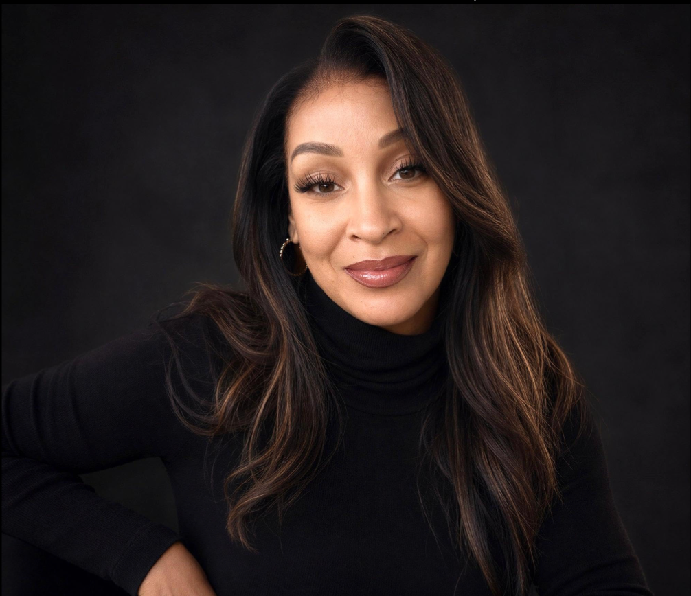 Read Silvia Mathis’s biography